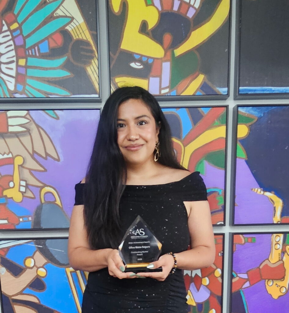 Oliva Was Awarded the 2025 Aztec Achievement Outstanding Alumni Award